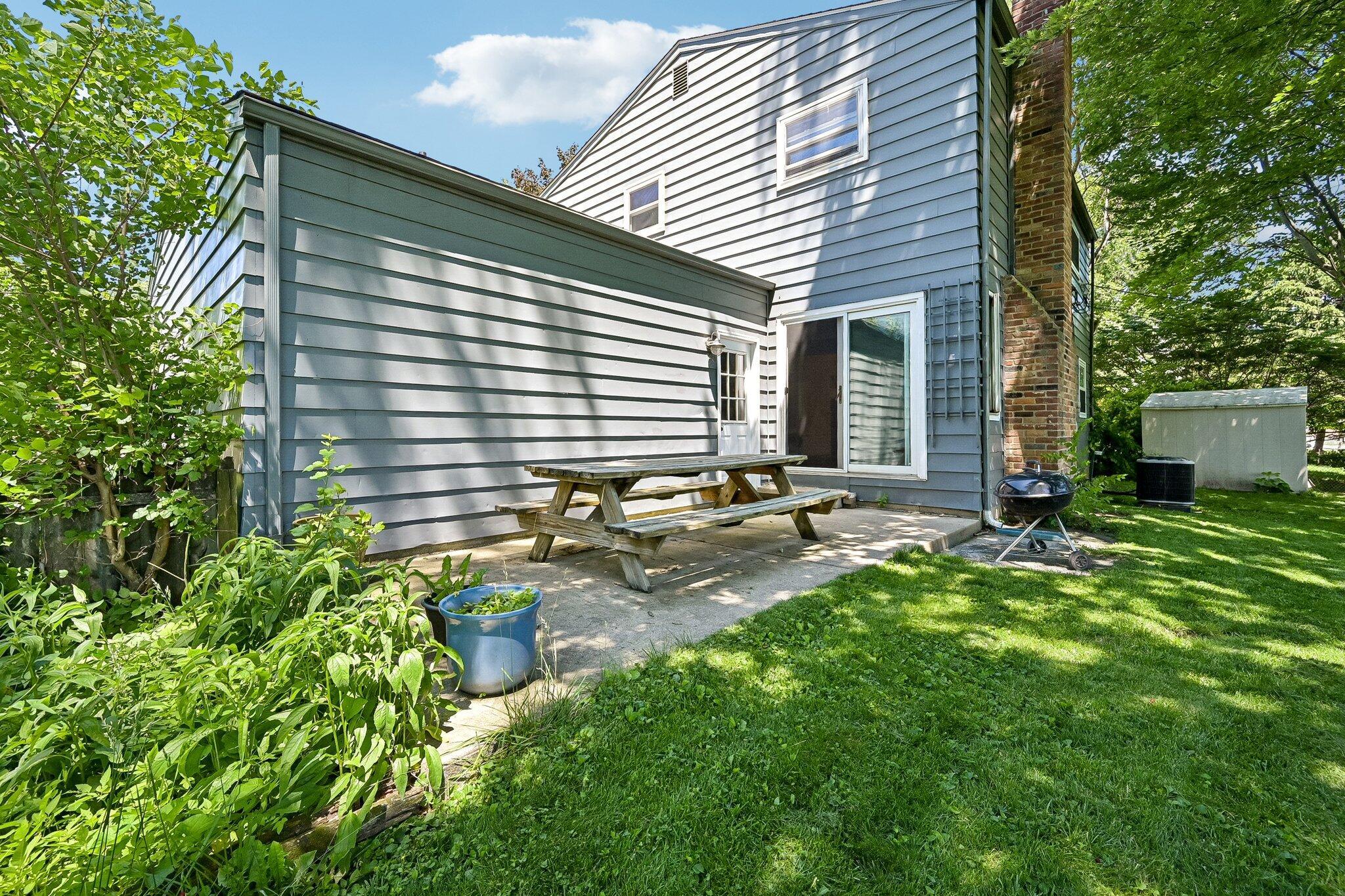 188 Storington Road Westerville, OH 43081 - Photo 38 of 49