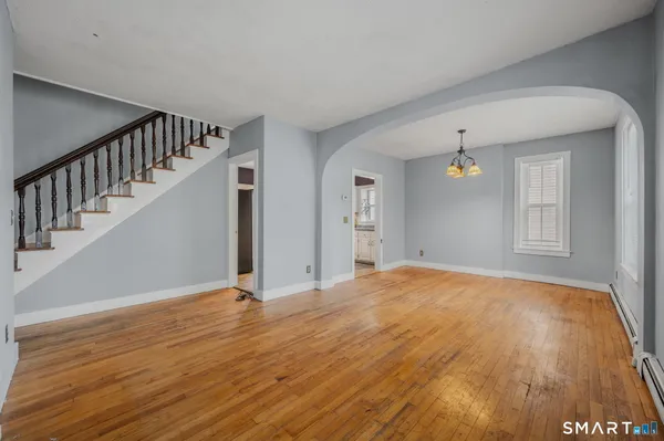 $399,900 | 20 Starr Street, New London, CT 06320