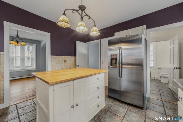 $399,900 | 20 Starr Street, New London, CT 06320