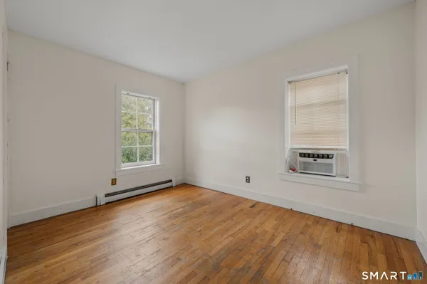 $399,900 | 20 Starr Street, New London, CT 06320