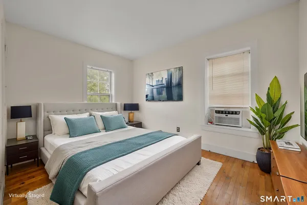 $399,900 | 20 Starr Street, New London, CT 06320