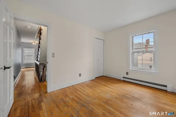 $399,900 | 20 Starr Street, New London, CT 06320