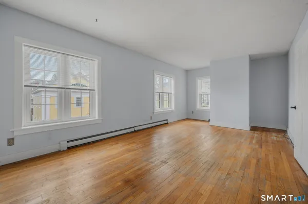 $399,900 | 20 Starr Street, New London, CT 06320