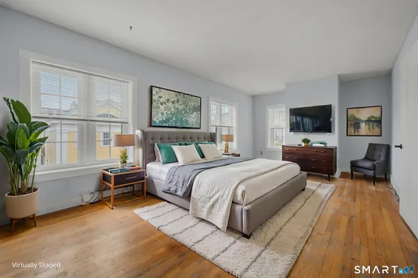 $399,900 | 20 Starr Street, New London, CT 06320