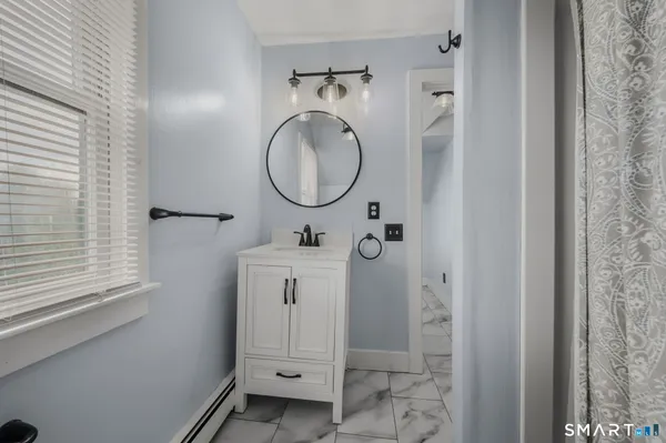 $399,900 | 20 Starr Street, New London, CT 06320