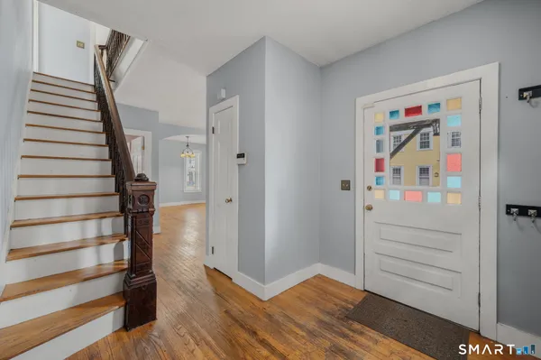 $399,900 | 20 Starr Street, New London, CT 06320
