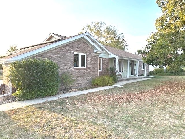 105 Kendall Street Gifford, IL 61847 - Photo 7 of 68