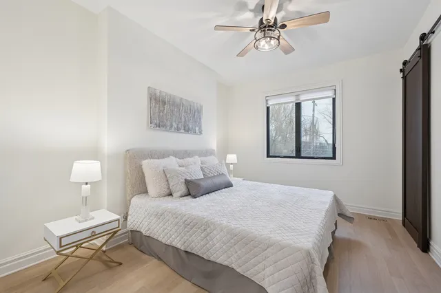 $1,299,900 | 515 East Oakwood Boulevard, Chicago, IL 60653