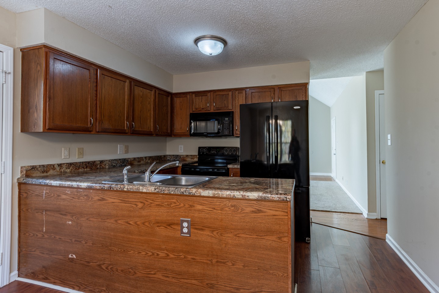 425 McMurry Road Clarksville, TN 37042 - Photo 4 of 16 Gallery Image 4