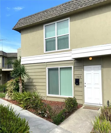 $3,800 | 1582 Mitchell Avenue, Tustin, CA 92780