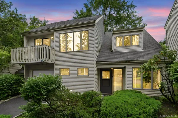 $1,270,000 | 3 Evon Court, Scarsdale, NY 10583