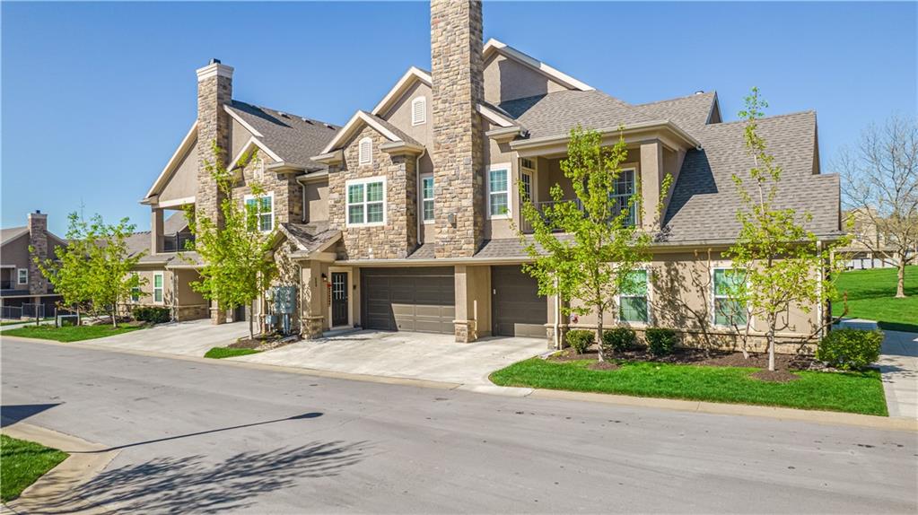 15908 Fontana Street, Unit 230 Overland Park, KS 66085 - Photo 1 of 31