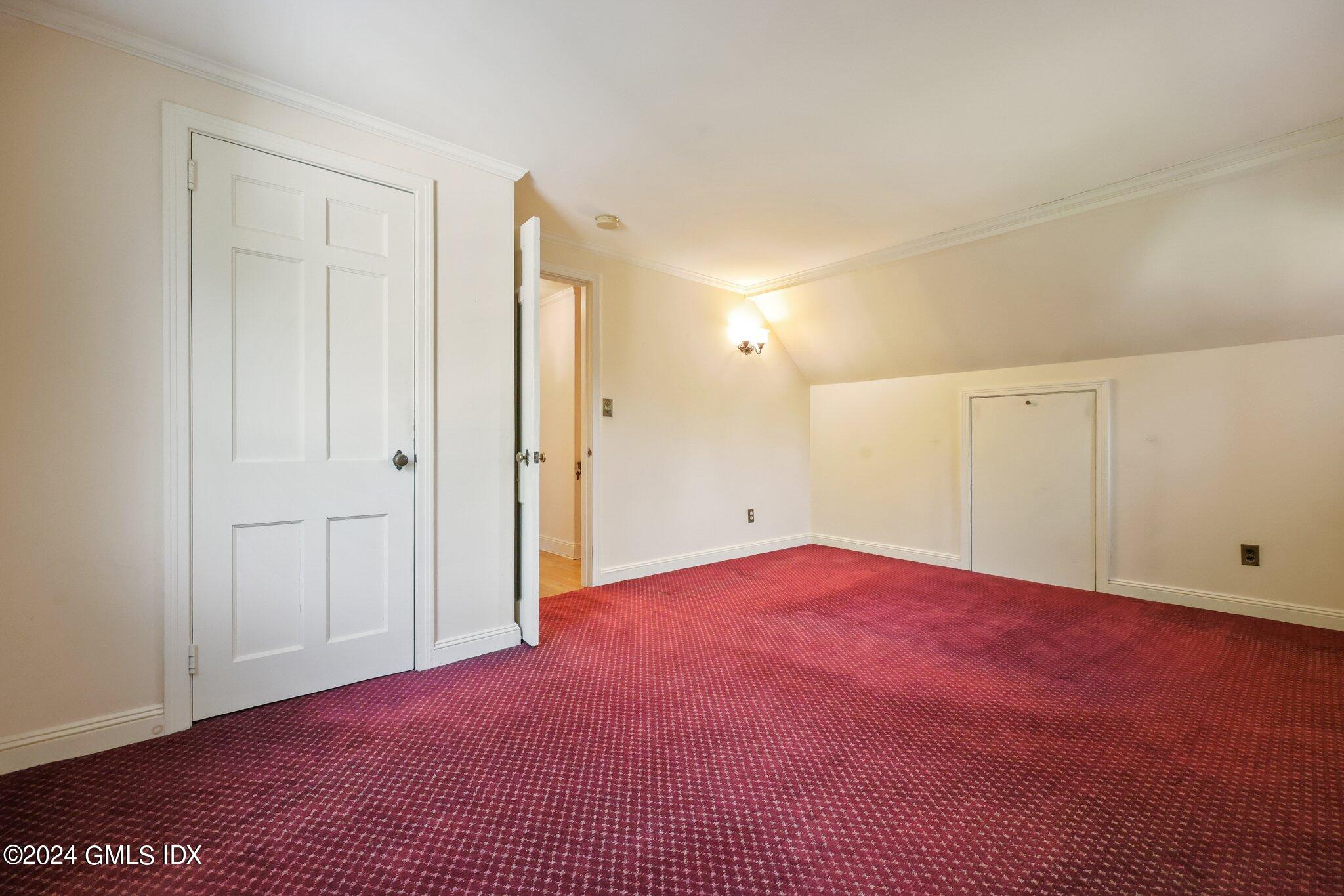 6 Center Road Old Greenwich, CT 06870 - Photo 21 of 47 a view of empty room