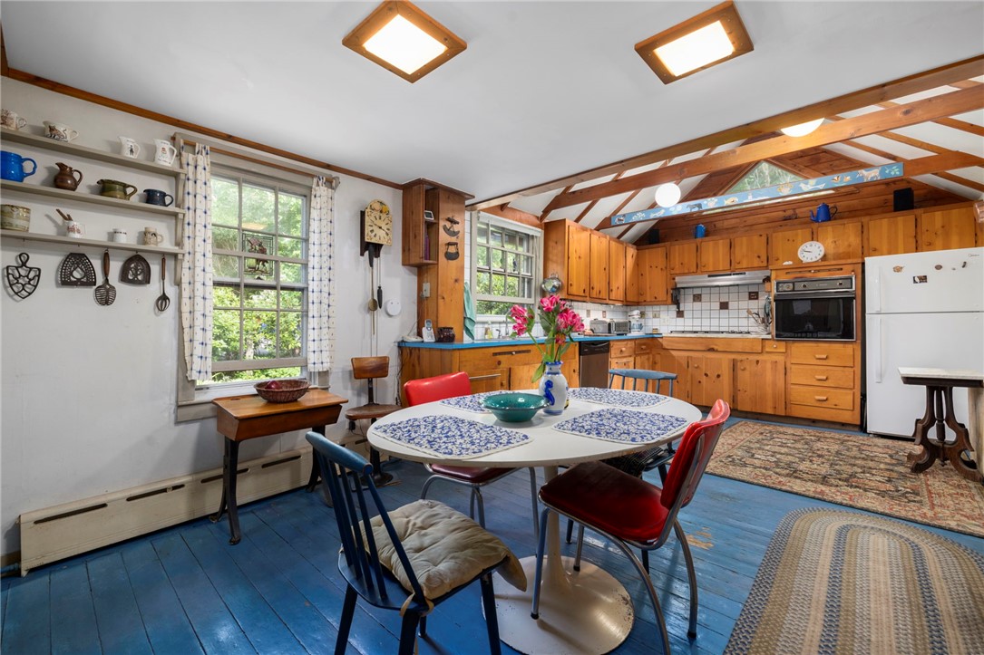 856 North Main Road Jamestown, RI 02835 - Photo 15 of 49