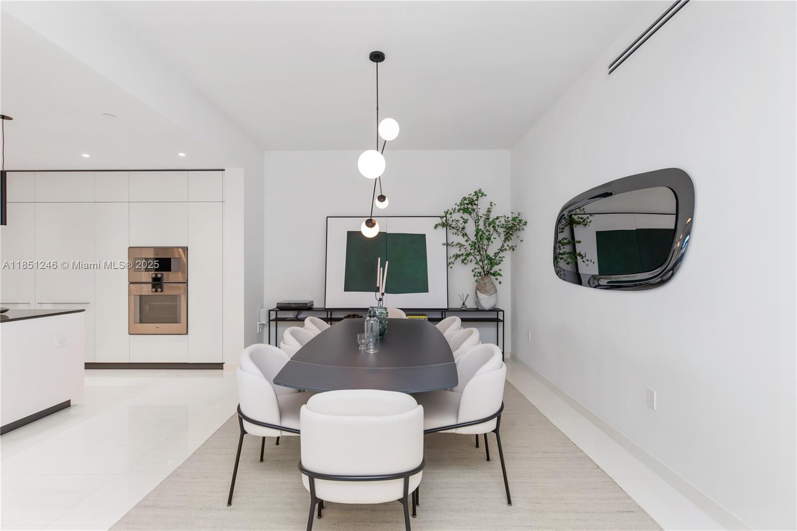 300 Biscayne Blvd Way, Unit 2504C Miami, FL 33131 - Photo 14 of 70