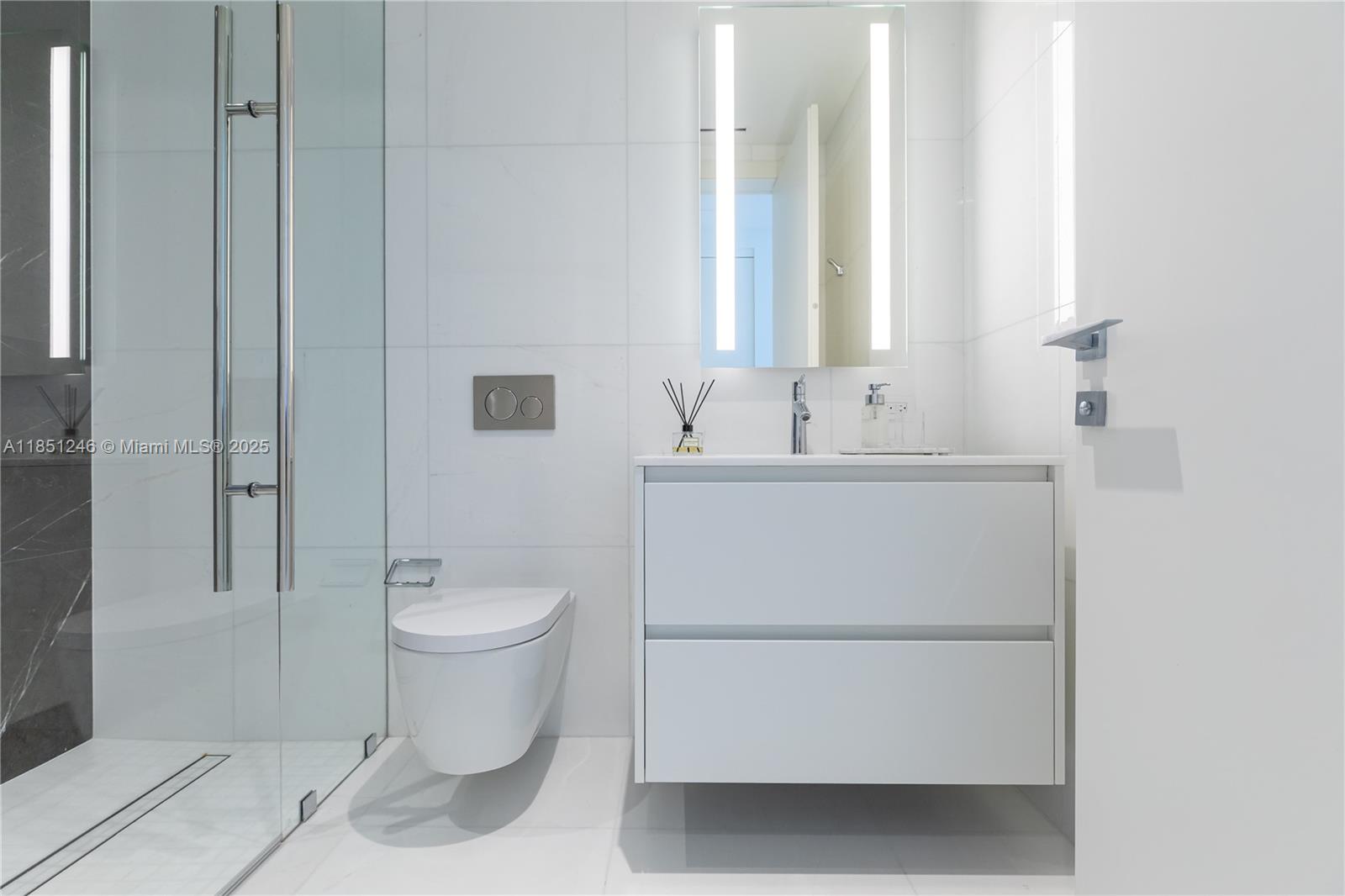 300 Biscayne Blvd Way, Unit 2504C Miami, FL 33131 - Photo 30 of 70