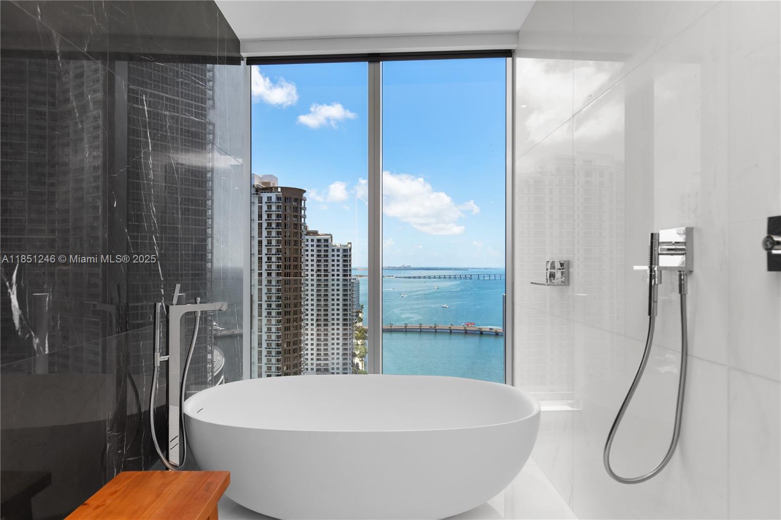 300 Biscayne Blvd Way, Unit 2504C Miami, FL 33131 - Photo 39 of 70