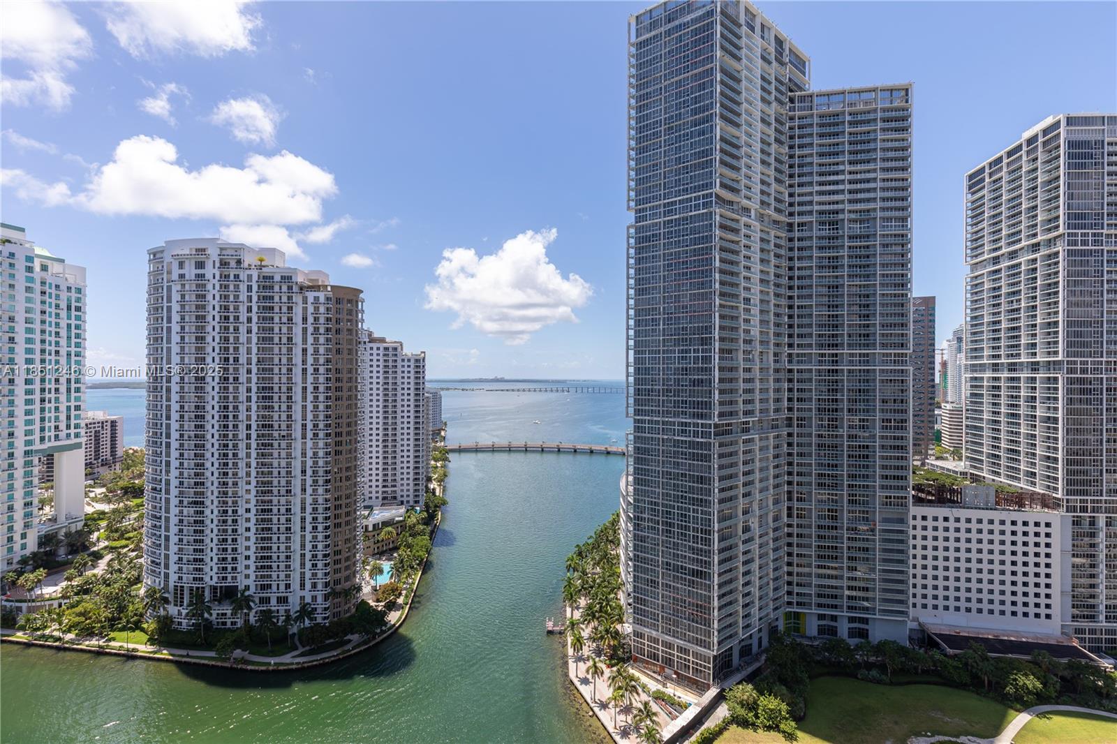 300 Biscayne Blvd Way, Unit 2504C Miami, FL 33131 - Photo 4 of 70
