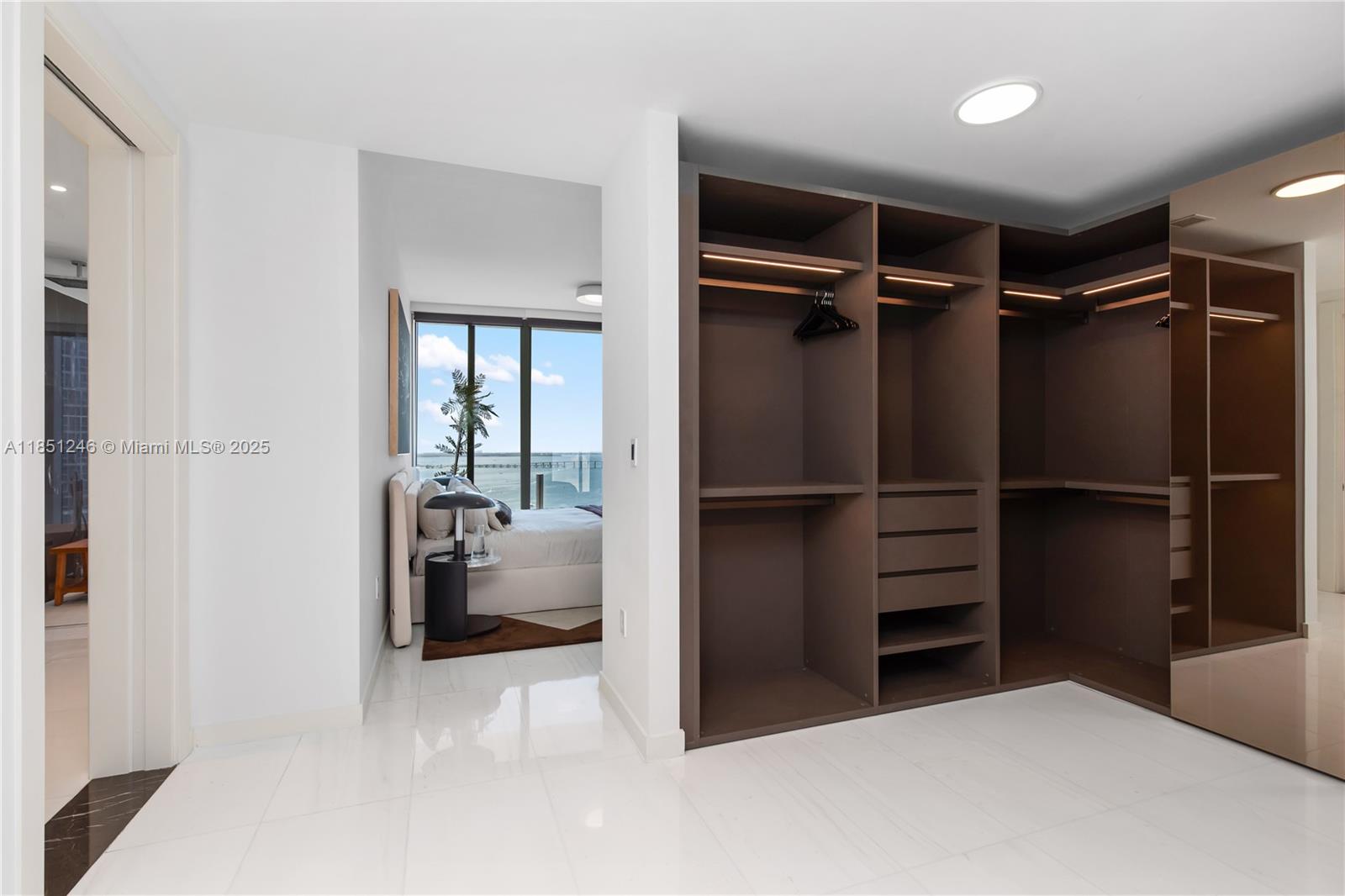 300 Biscayne Blvd Way, Unit 2504C Miami, FL 33131 - Photo 47 of 70