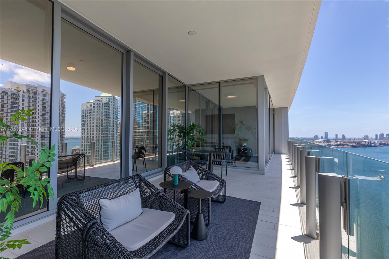 300 Biscayne Blvd Way, Unit 2504C Miami, FL 33131 - Photo 58 of 70