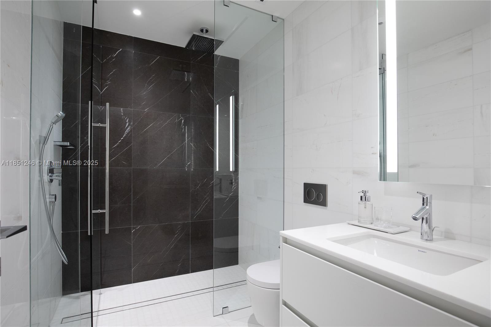 300 Biscayne Blvd Way, Unit 2504C Miami, FL 33131 - Photo 59 of 70