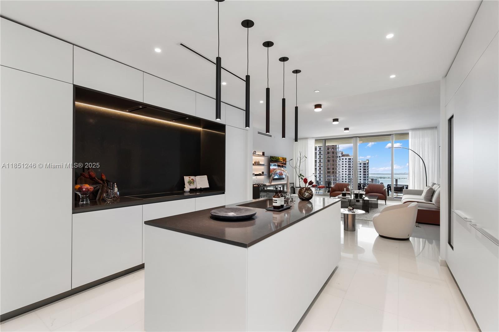 300 Biscayne Blvd Way, Unit 2504C Miami, FL 33131 - Photo 9 of 70