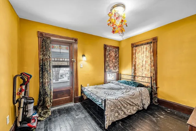 $225,000 | 393 St James Avenue, Springfield, MA 01109