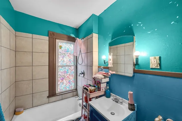 $225,000 | 393 St James Avenue, Springfield, MA 01109