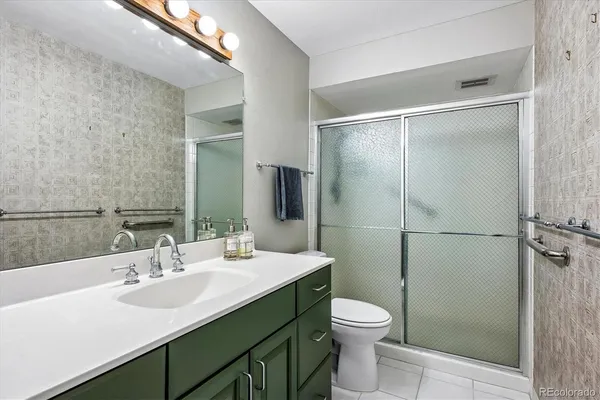 $575,000 | 460 South Marion St Parkway, Unit 1001, Denver, CO 80209