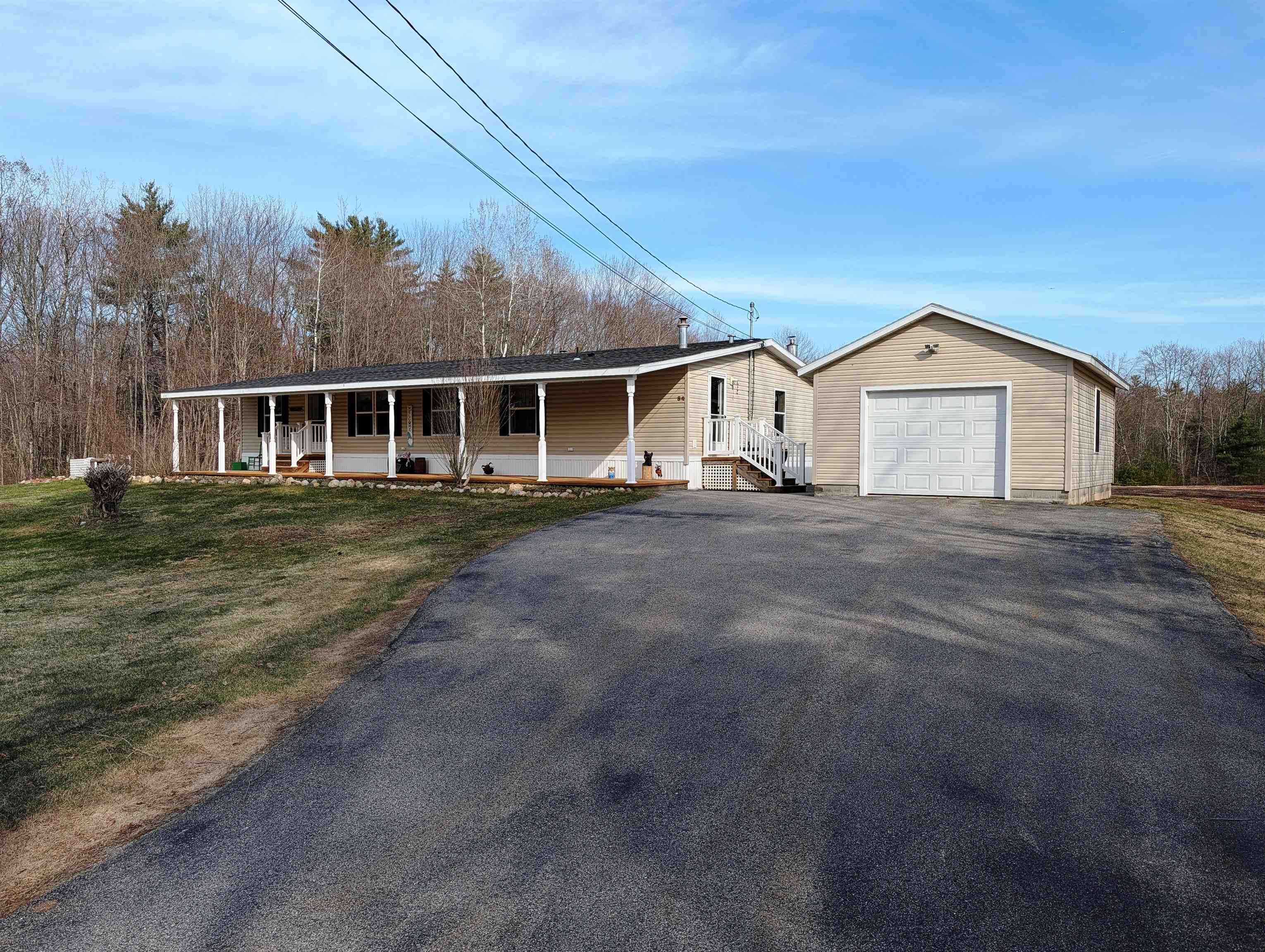34 Shaw Drive Rochester, NH 03868 - Photo 2 of 19