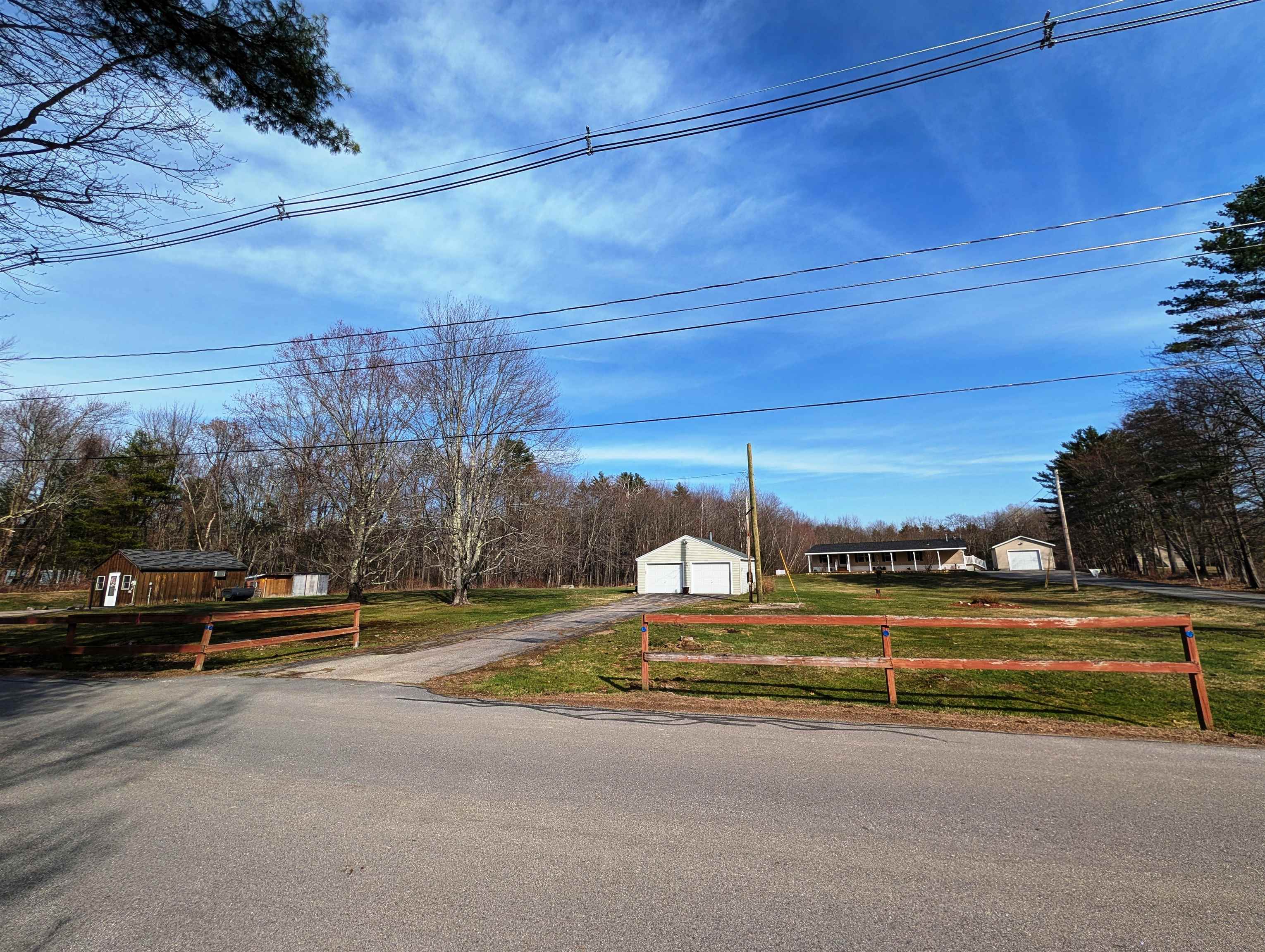 34 Shaw Drive Rochester, NH 03868 - Photo 3 of 19