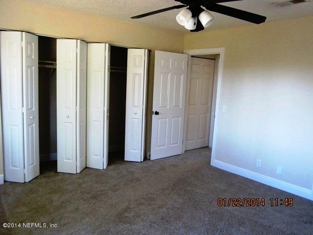 1226 The Grove Road, Unit 16 Orange Park, FL 32073 - Photo 4 of 7 bedroom 1