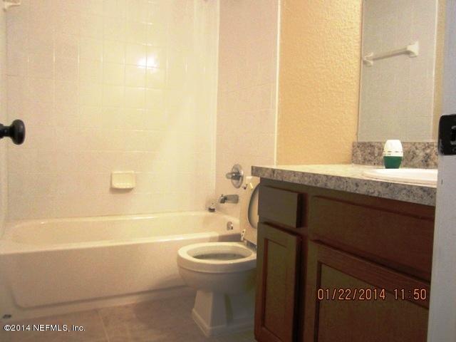 1226 The Grove Road, Unit 16 Orange Park, FL 32073 - Photo 6 of 7 bathroom