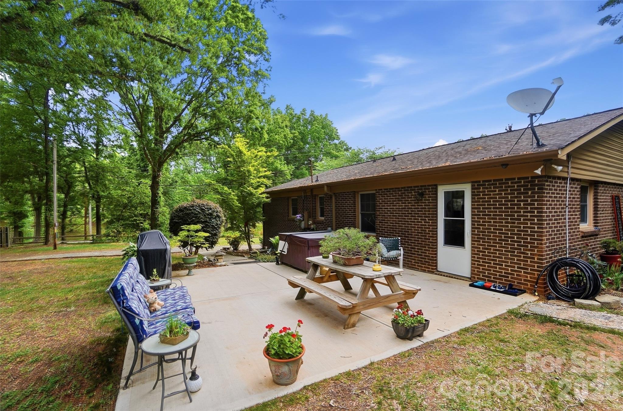 1621 Love Road Monroe, NC 28110 - Photo 34 of 43