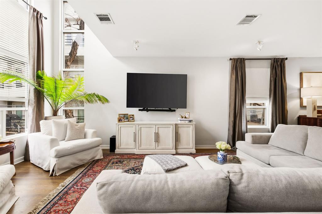 4100 Travis Street, Unit 11 Dallas, TX 75204 - Photo 12 of 22