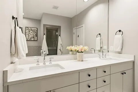 $795,000 | 4100 Travis Street, Unit 11, Dallas, TX 75204