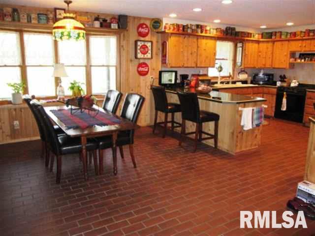 6429 92nd Avenue West Taylor Ridge, IL 61284 - Photo 7 of 22 Gallery Image 7