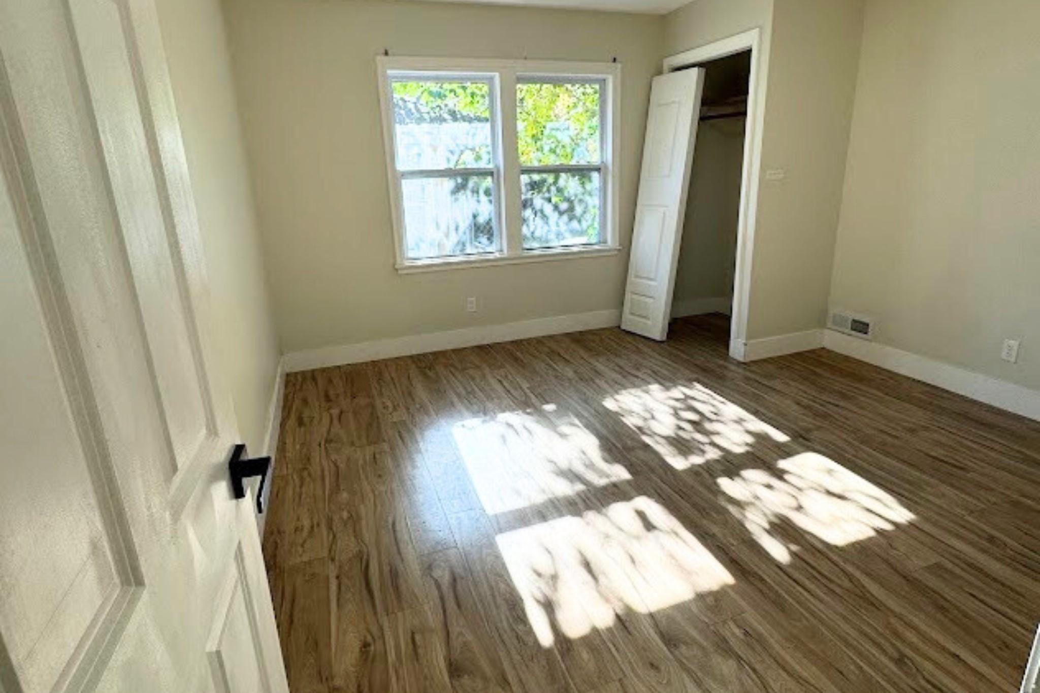 2735 North Upton Avenue Minneapolis, MN 55411 - Photo 12 of 22