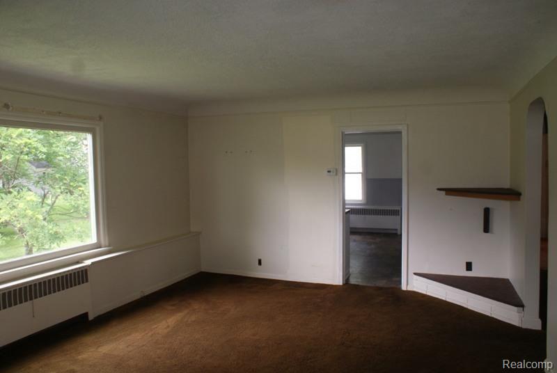 3015 South Vassar Road Davison, MI 48423 - Photo 8 of 20 DSC07323.jpg