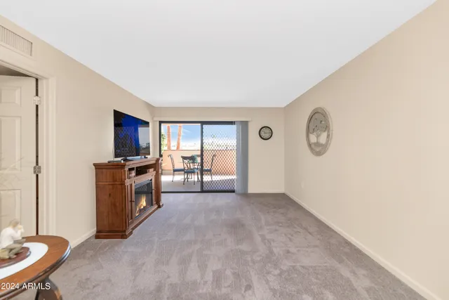 $169,900 | 17404 North 99th Avenue, Unit 108, Sun City, AZ 85373