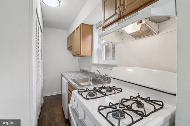 $1,220,000 | 500 Tennessee Avenue Northeast, Washington, DC 20002