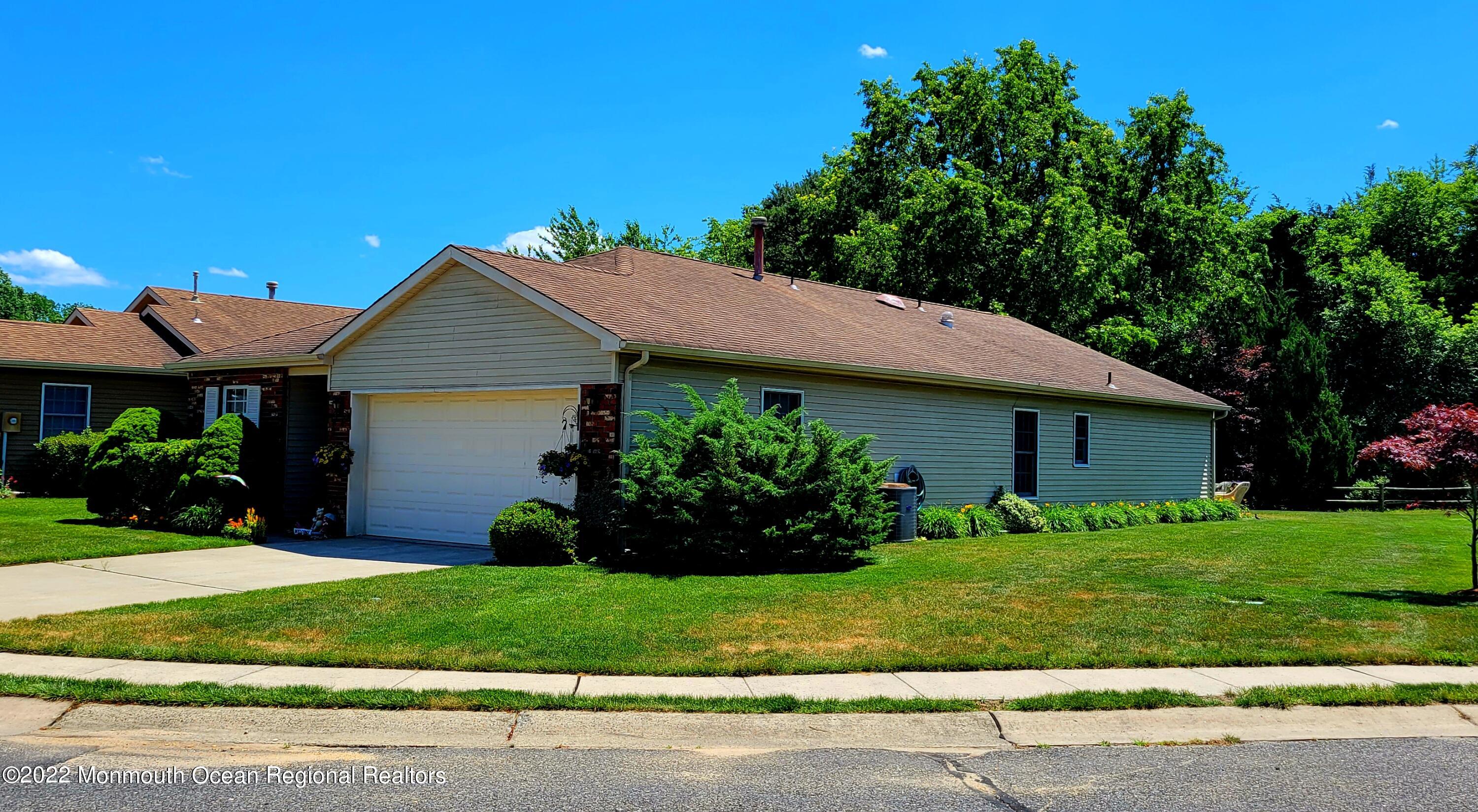 1962 Cherryvale Court, Toms River, NJ 08755 Compass