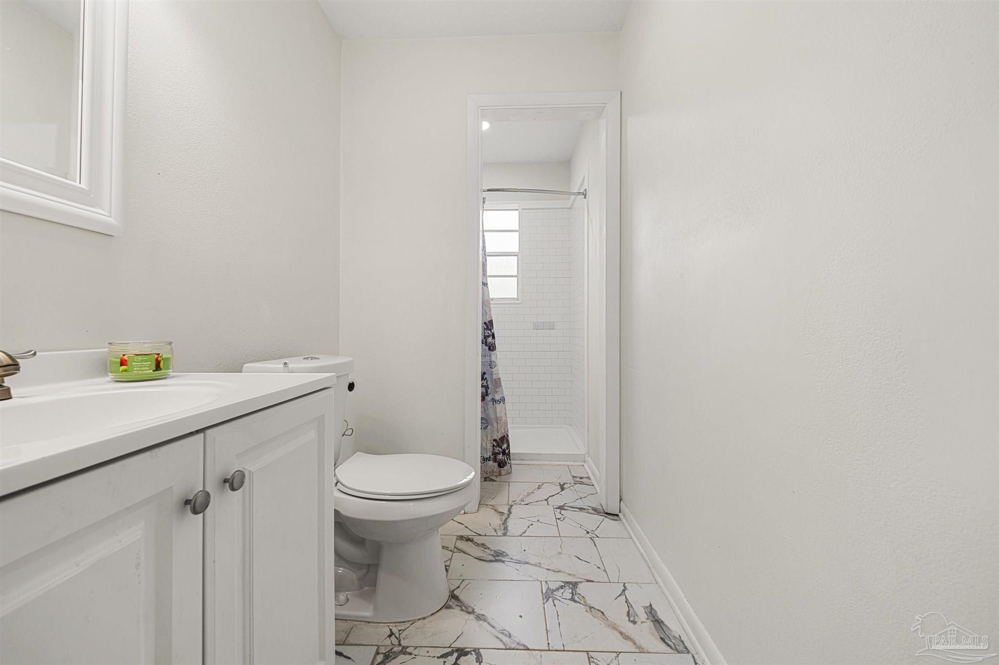 710 West Pinestead Road Pensacola, FL 32505 - Photo 14 of 24