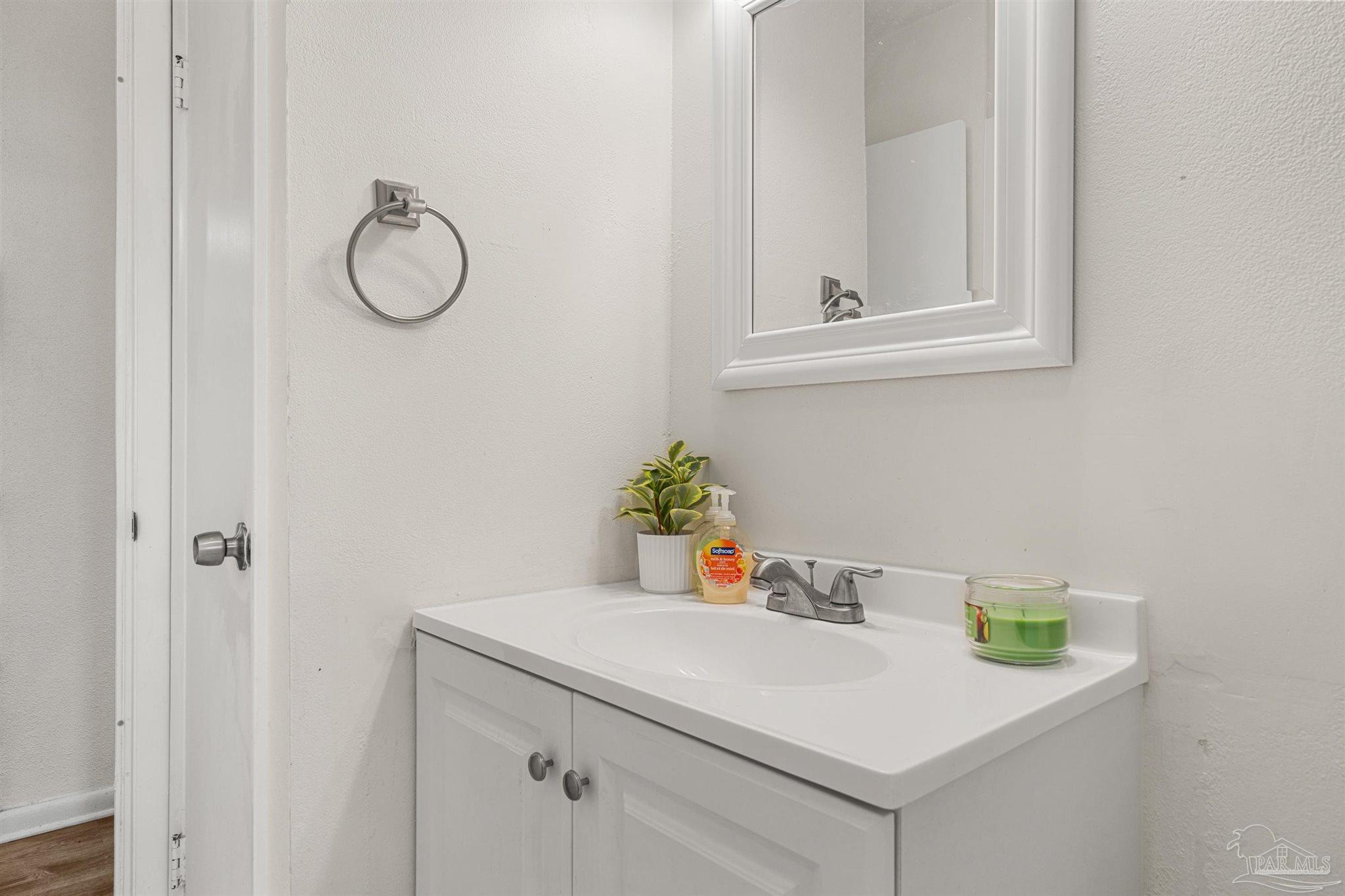 710 West Pinestead Road Pensacola, FL 32505 - Photo 15 of 24