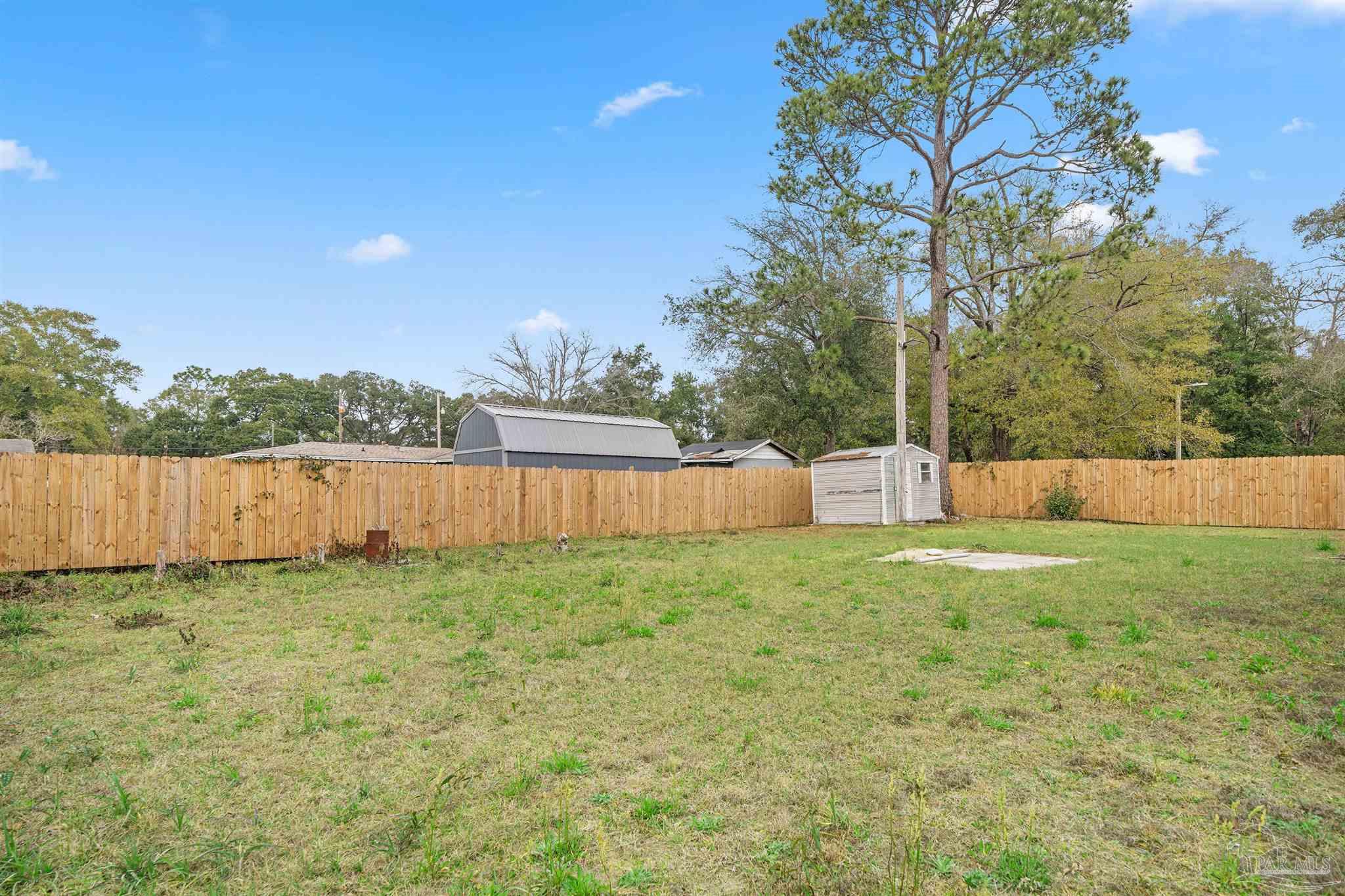 710 West Pinestead Road Pensacola, FL 32505 - Photo 22 of 24