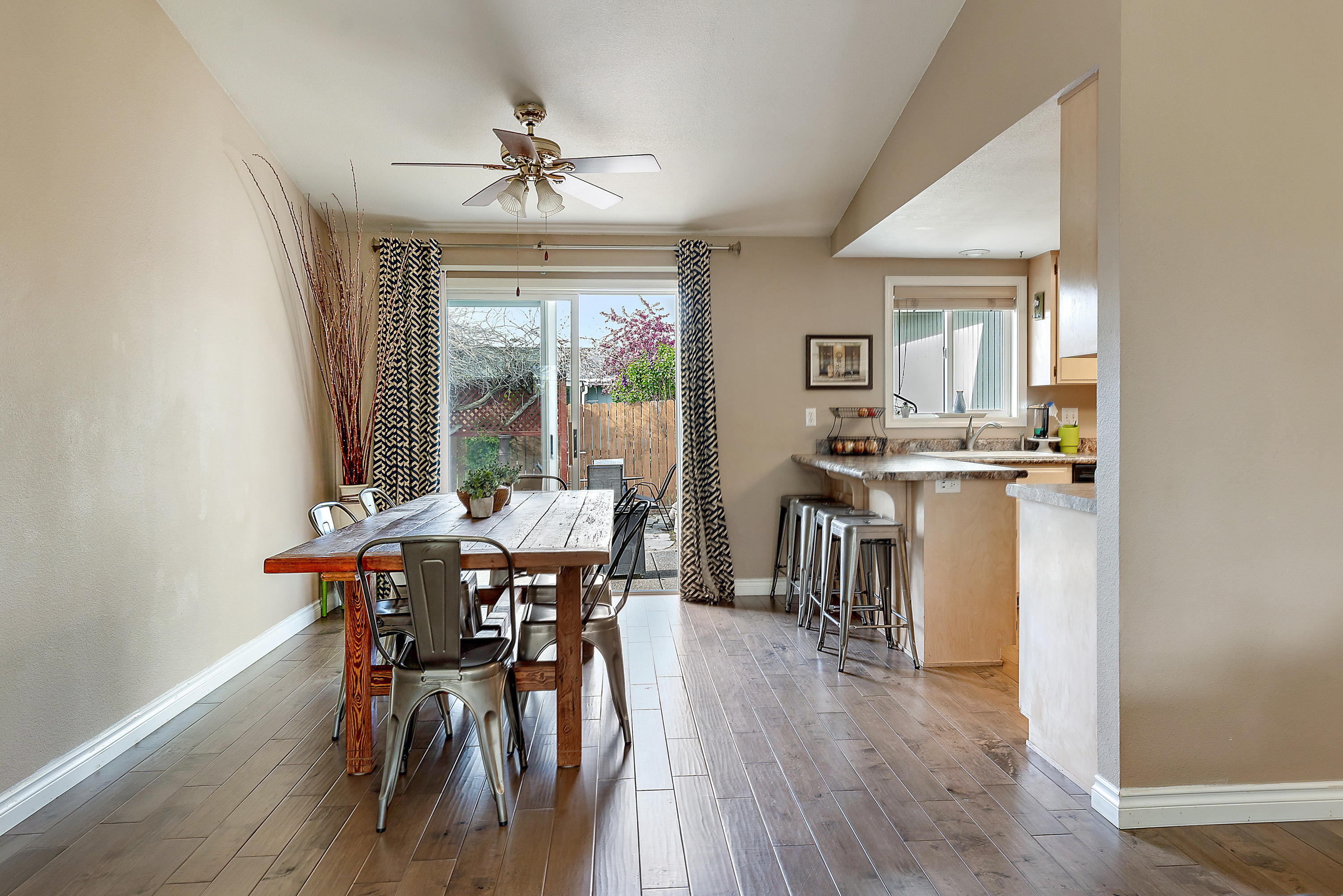 403 Mace Road Medford, OR 97501 - Photo 7 of 33 a dining room with furniture and wooden floor