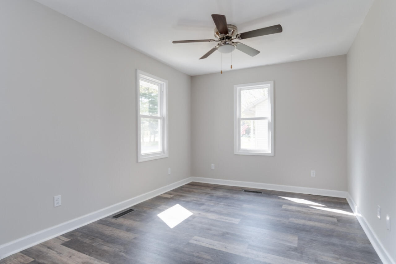 1008 West Street Three Rivers, MI 49093 - Photo 8 of 19 1008 West St-8
