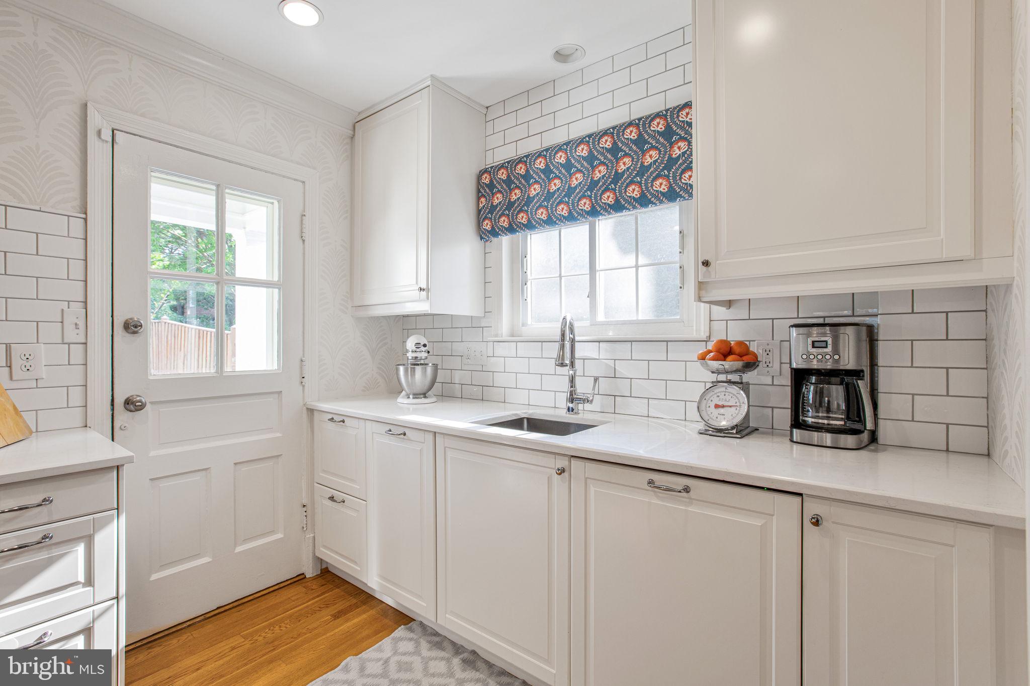 1654 Primrose Road Northwest Washington, DC 20012 - Photo 22 of 58 Kitchen
