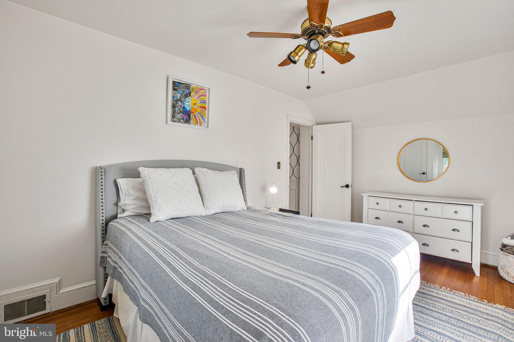 1654 Primrose Road Northwest Washington, DC 20012 - Photo 42 of 58 Bedroom 2