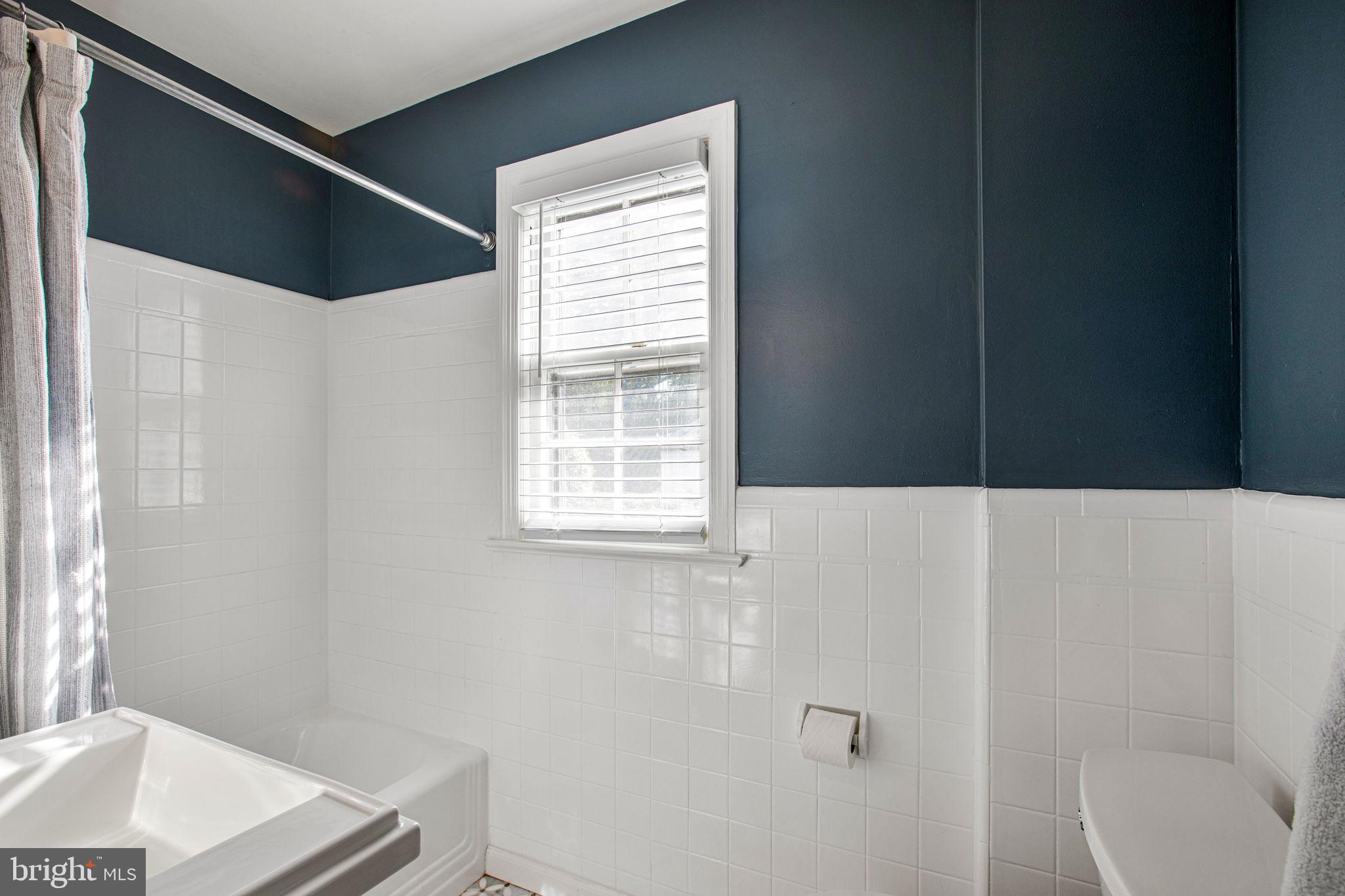 1654 Primrose Road Northwest Washington, DC 20012 - Photo 45 of 58 Upper Level Bathroom